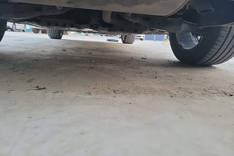 Used CHANGAN NEVO Q07 2025 215 Flagship Edition Chassis Rear