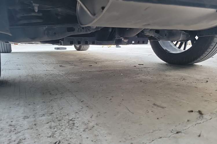 Used CHANGAN NEVO Q07 2025 215 Flagship Edition Chassis Rear Left
