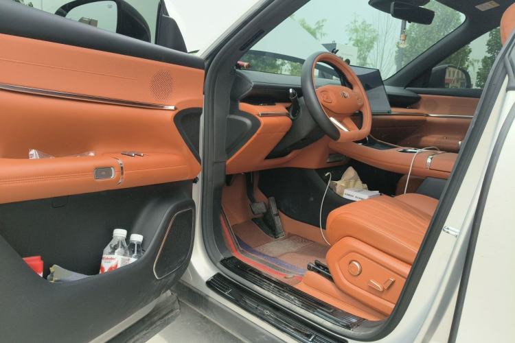 Used CHANGAN NEVO Q07 2025 215 Flagship Edition Driver Seat