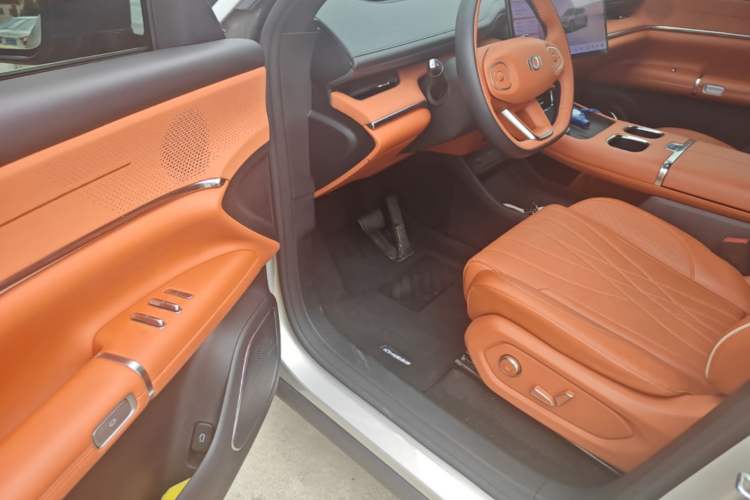 Used CHANGAN NEVO Q07 2025 145 Prestige Edition Driver Seat