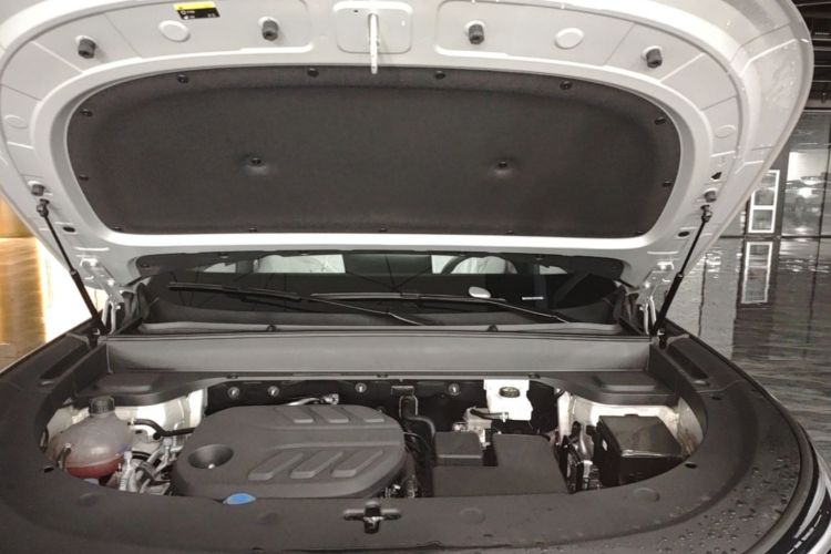 Used CHANGAN NEVO Q07 2025 215 Prestige Edition Engine Bay
