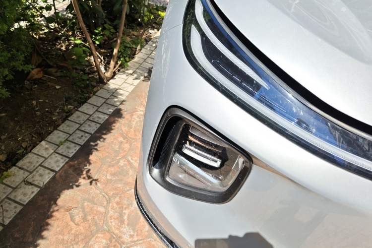 Used CHANGAN NEVO Q07 2025 215 Flagship Edition Exterior 6