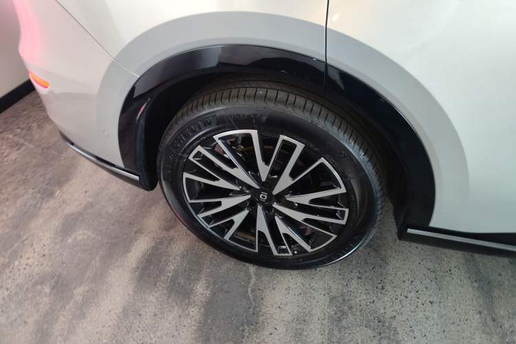 Used CHANGAN NEVO Q07 2025 215 Flagship PLUS Exterior 8