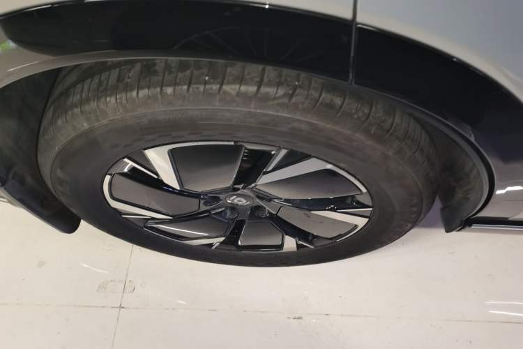 Used CHANGAN NEVO Q07 2025 145 Prestige Edition Exterior 8