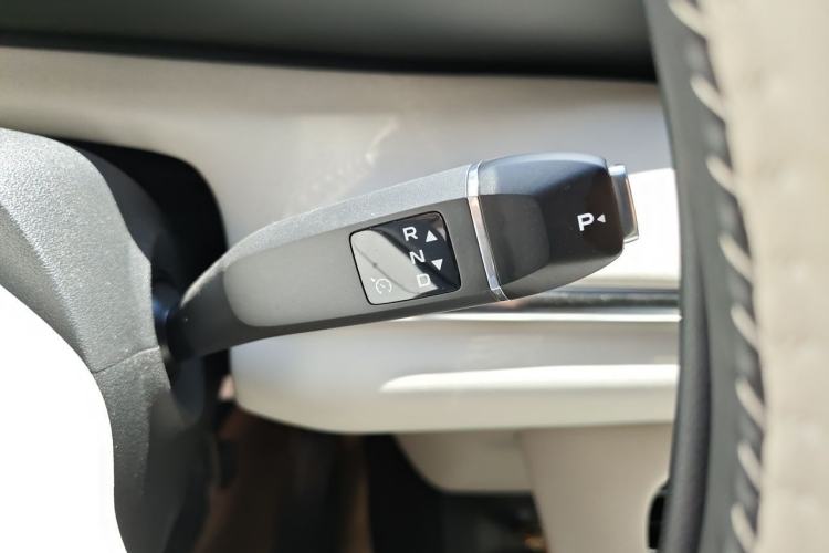 Used CHANGAN NEVO Q07 2025 215 Flagship Edition Gear Lever