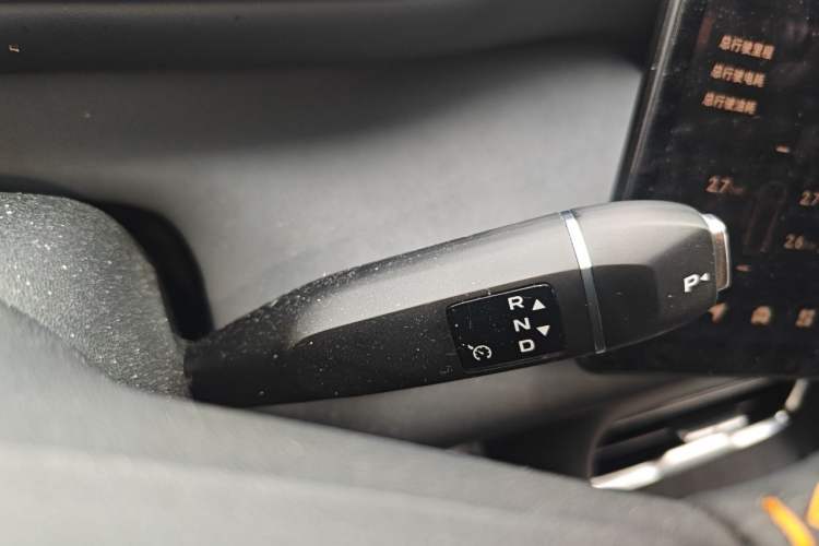 Used CHANGAN NEVO Q07 2025 215 Prestige Edition Gear Lever