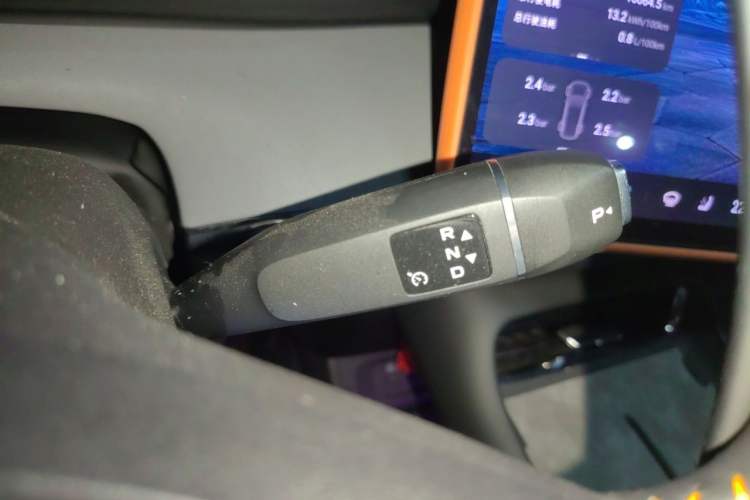 Used CHANGAN NEVO Q07 2025 215 Prestige Edition Gear Lever