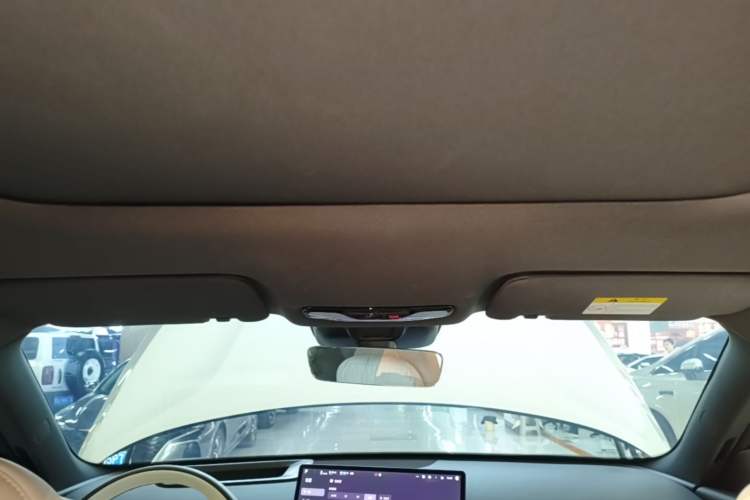 Used CHANGAN NEVO Q07 2025 215 Flagship Edition Headliner