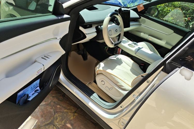 Used CHANGAN NEVO Q07 2025 215 Flagship Edition Interior 3