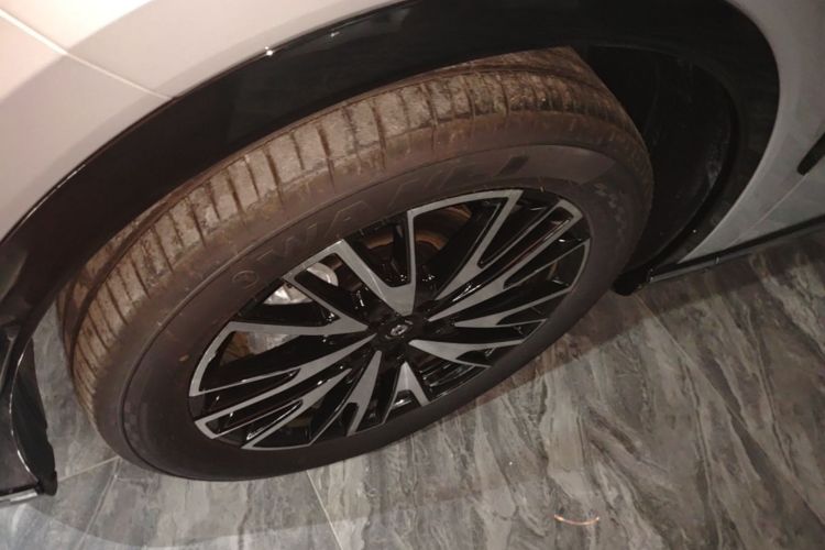 Used CHANGAN NEVO Q07 2025 215 Prestige Edition Left Front Wheel Hub