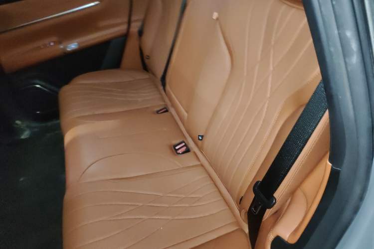 Used CHANGAN NEVO Q07 2025 215 Prestige Edition Left Rear Seat