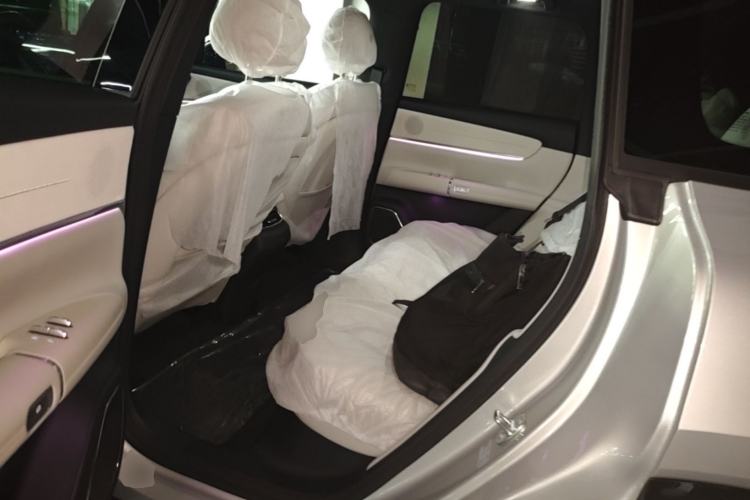 Used CHANGAN NEVO Q07 2025 215 Prestige Edition Left Rear Seat