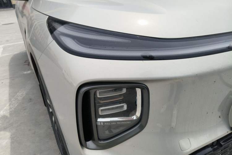 Used CHANGAN NEVO Q07 2025 215 Flagship Edition Right Front Headlight