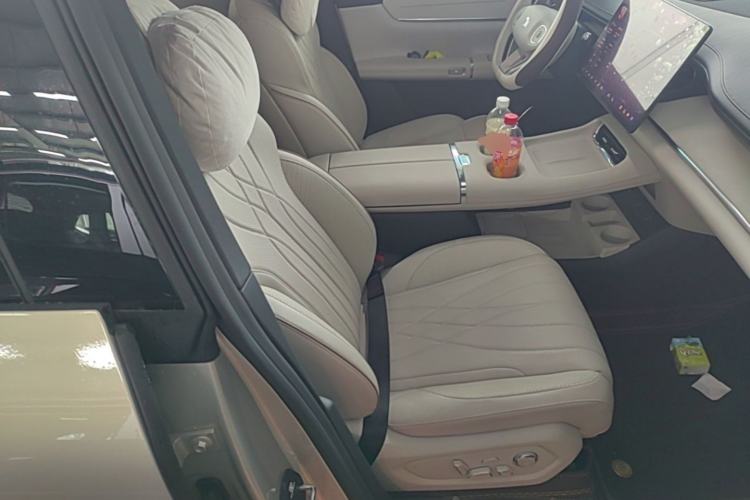 Used CHANGAN NEVO Q07 2025 215 Prestige Edition Right Front Seat