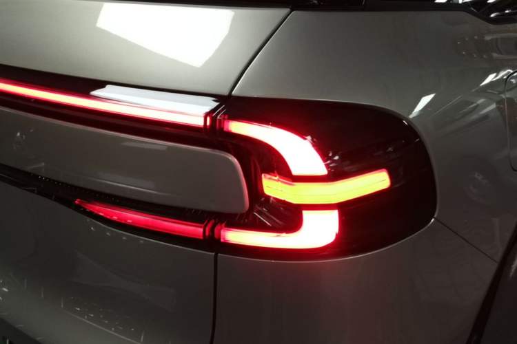 Used CHANGAN NEVO Q07 2025 Model 215 Laser Flagship PLUS Right Rear Taillight