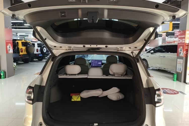Used CHANGAN NEVO Q07 2025 215 Flagship Edition Trunk
