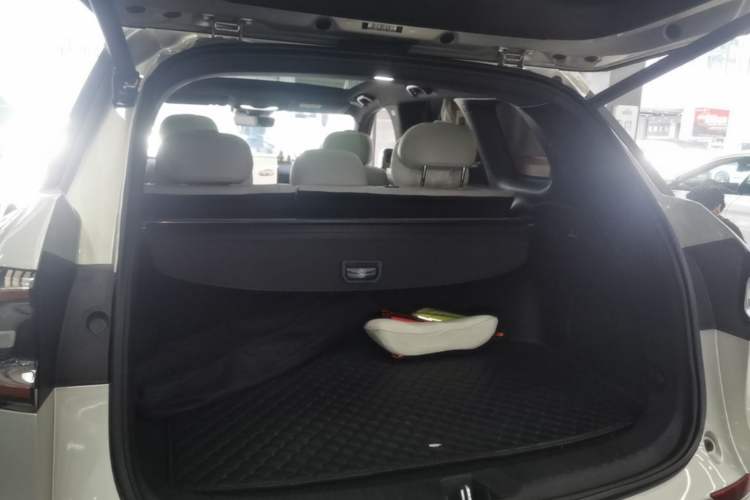 Used CHANGAN NEVO Q07 2025 215 Flagship PLUS Trunk