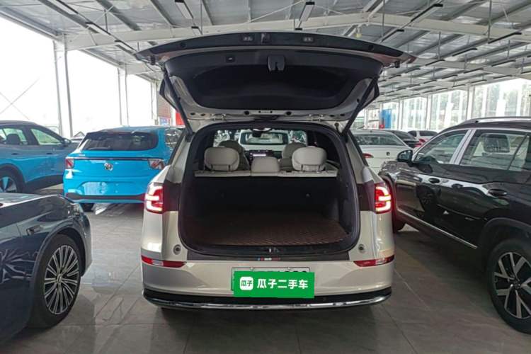 Used CHANGAN NEVO Q07 2025 215 Prestige Edition Trunk