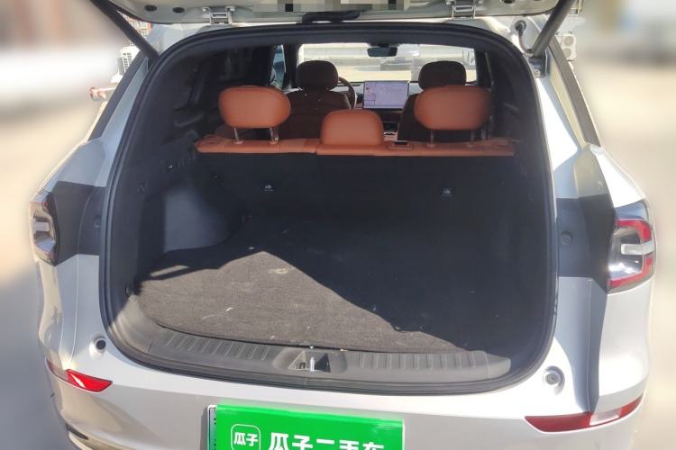 Used CHANGAN NEVO Q07 2025 215 Flagship PLUS Trunk