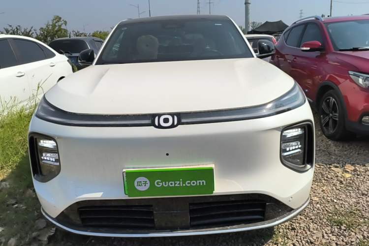 Used CHANGAN NEVO Q07 2025 215 Prestige Edition Front