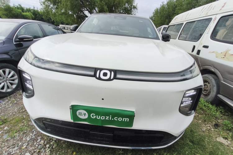 Used CHANGAN NEVO Q07 2025 215 Prestige Edition Front