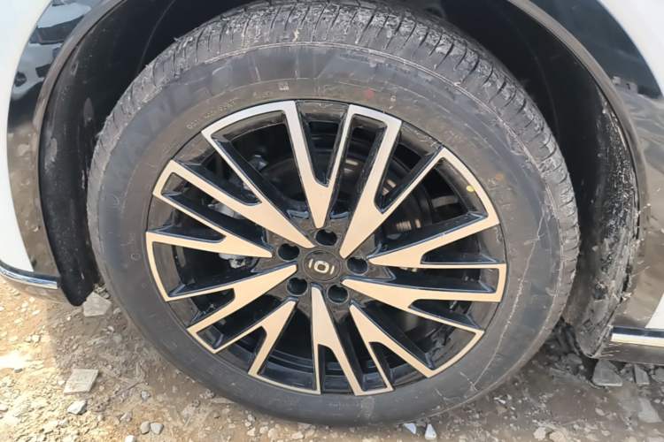Used CHANGAN NEVO Q07 2025 215 Prestige Edition Left Front Wheel Hub