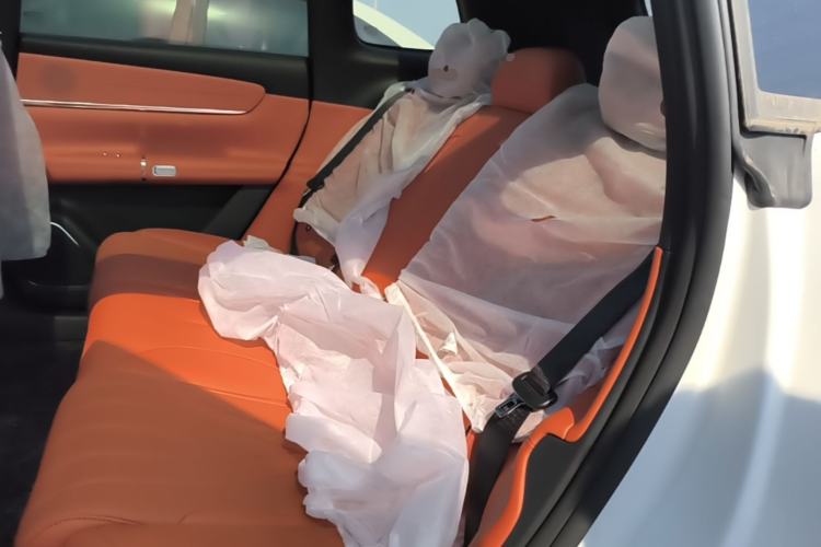 Used CHANGAN NEVO Q07 2025 215 Prestige Edition Left Rear Seat
