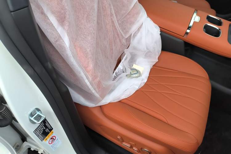 Used CHANGAN NEVO Q07 2025 215 Prestige Edition Right Front Seat