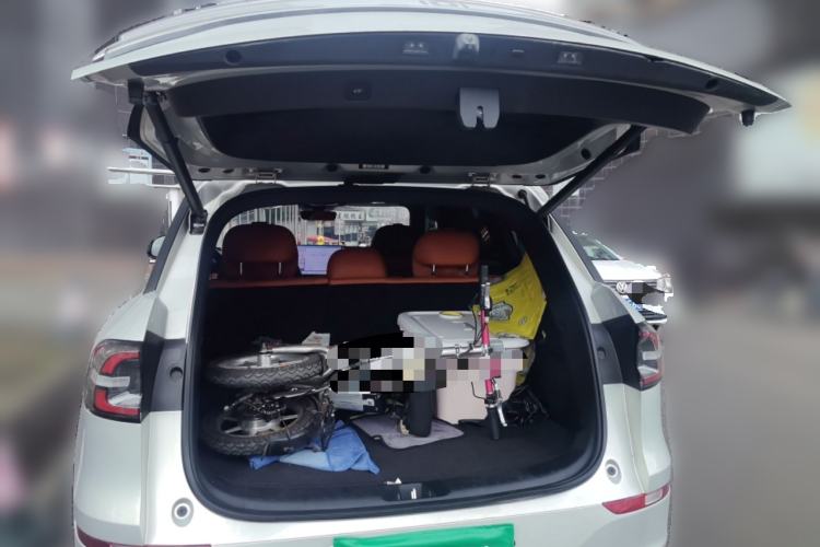 Used CHANGAN NEVO Q07 2025 215 Flagship PLUS Trunk