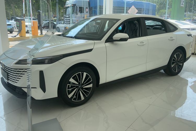 Used CHANGAN OSHAN 520 2025 Standard Edition Exterior 4