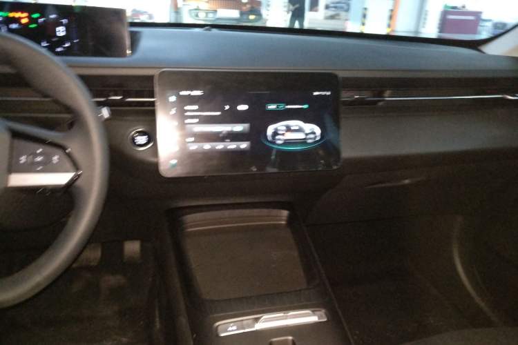 Used CHANGAN OSHAN 520 2025 Standard Edition Audio And AC Panel