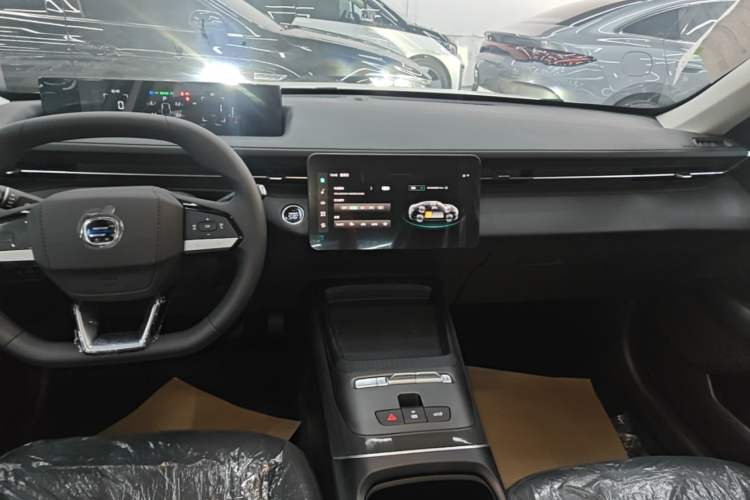 Used CHANGAN OSHAN 520 2025 Standard Edition Audio And AC Panel