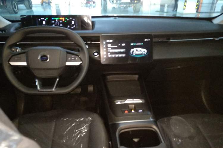 Used CHANGAN OSHAN 520 2025 Standard Edition Center Console