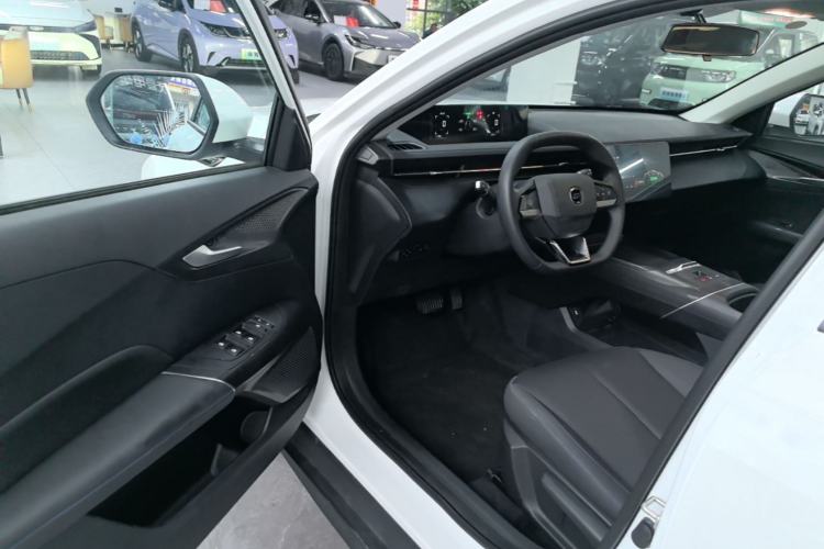 Used CHANGAN OSHAN 520 2025 Standard Edition Driver Seat