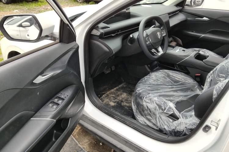 Used CHANGAN OSHAN 520 2025 Standard Edition Driver Seat