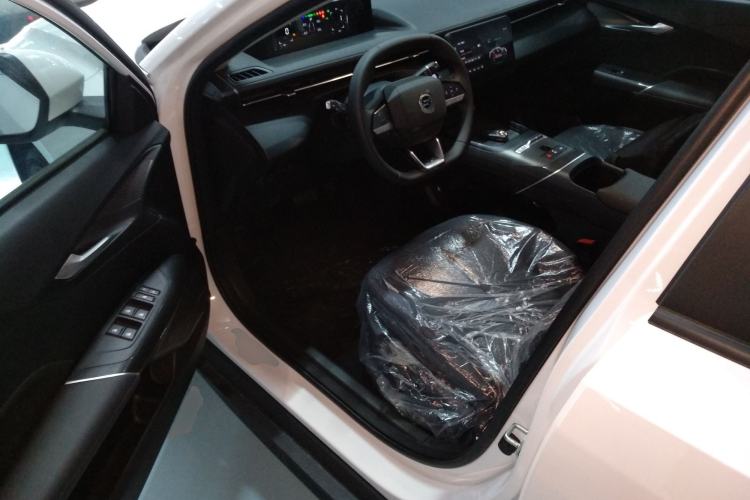 Used CHANGAN OSHAN 520 2025 Standard Edition Driver Seat