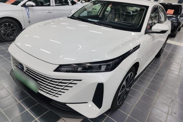 Used CHANGAN OSHAN 520 2025 Standard Edition