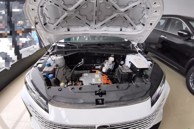 Used CHANGAN OSHAN 520 2025 Standard Edition Engine Bay