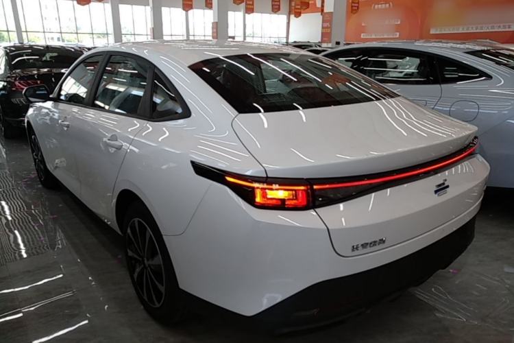 Used CHANGAN OSHAN 520 2025 Standard Edition Exterior 2