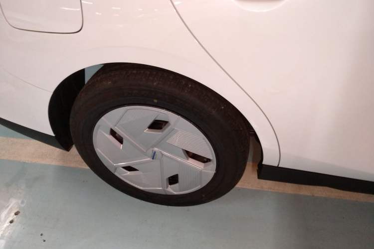 Used CHANGAN OSHAN 520 2025 Standard Edition Exterior 5