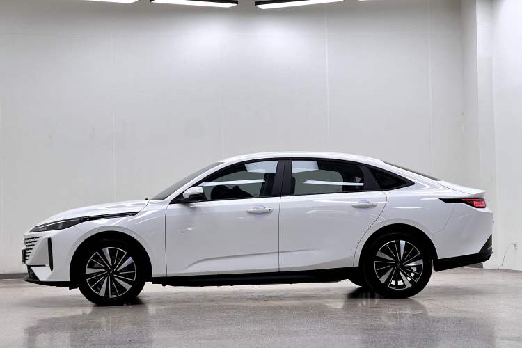 Used CHANGAN OSHAN 520 2025 Standard Edition Exterior 8