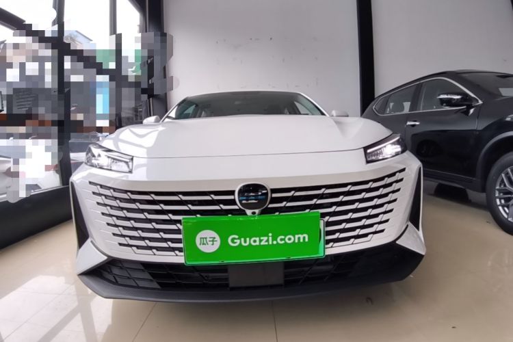 Used CHANGAN OSHAN 520 2025 Standard Edition Front