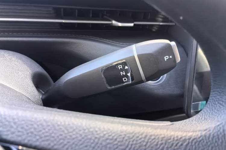 Used CHANGAN OSHAN 520 2025 Standard Edition Interior 4