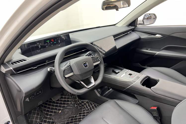 Used CHANGAN OSHAN 520 2025 Standard Edition Interior 6