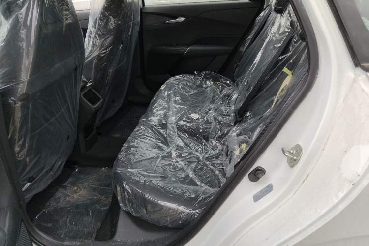 Used CHANGAN OSHAN 520 2025 Standard Edition Left Rear Seat