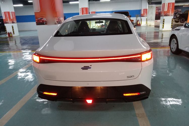 Used CHANGAN OSHAN 520 2025 Standard Edition Rear