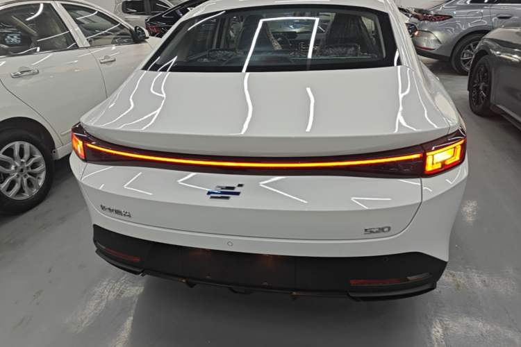 Used CHANGAN OSHAN 520 2025 Standard Edition Rear