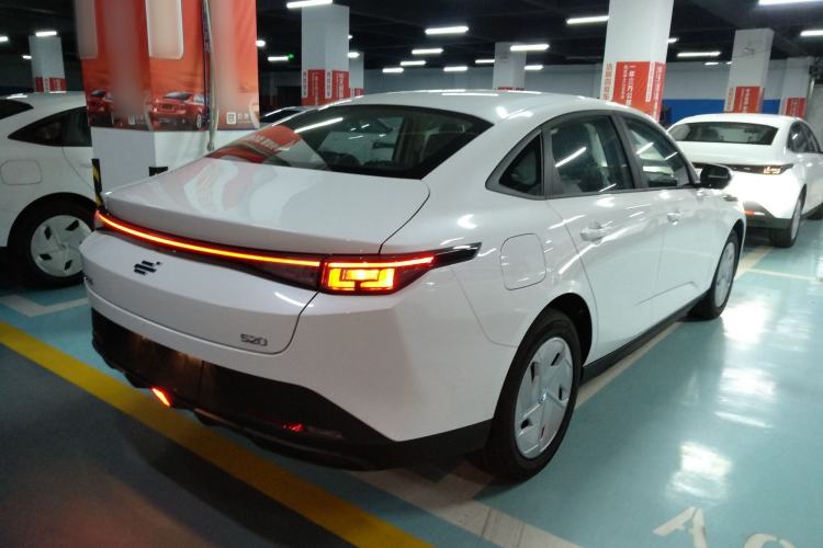 Used CHANGAN OSHAN 520 2025 Standard Edition Rear Right 45 Deg