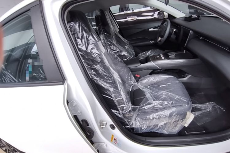 Used CHANGAN OSHAN 520 2025 Standard Edition Right Front Seat