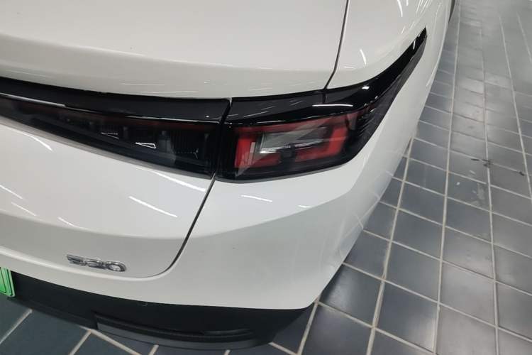 Used CHANGAN OSHAN 520 2025 Standard Edition Right Rear Taillight